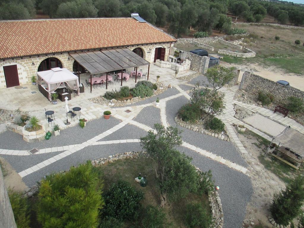 Hotel Masseria Coccioli Казалабате Стая снимка